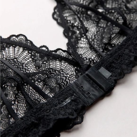 NWT Black Lace Triangle Bralette size XS - Picture 4 of 11